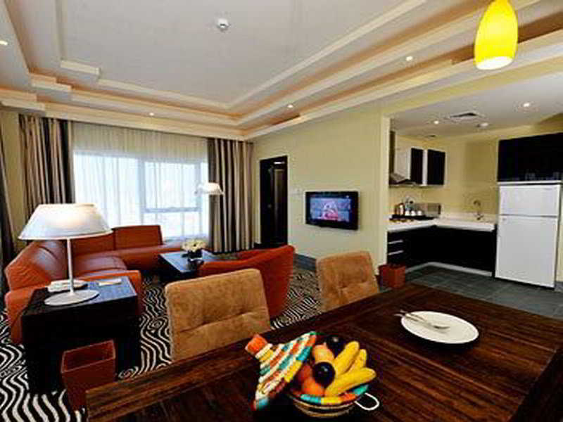 Al Raya Suites Hotel Манама Екстер'єр фото