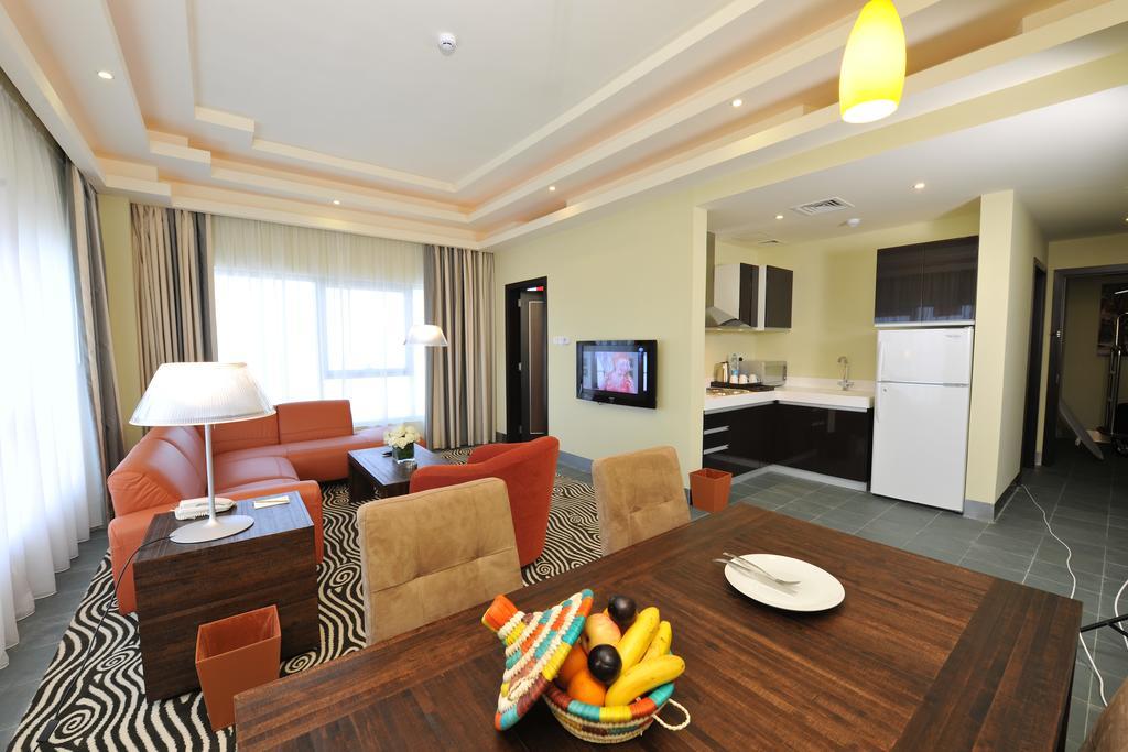 Al Raya Suites Hotel Манама Екстер'єр фото